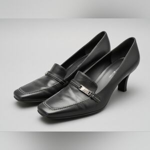 Vintage Bandolino Black Leather Loafers with Silver Accent